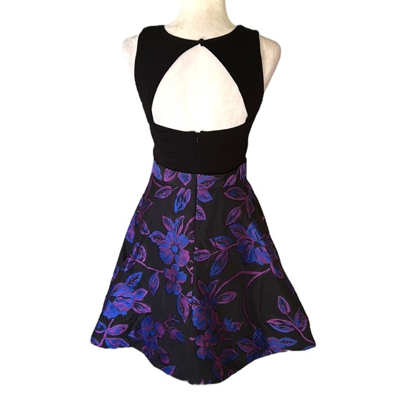 Aidan Mattox Black & Purple Woven Jacquard Floral Cutout Fit & Flare Dress - 4 - Picture 8 of 14